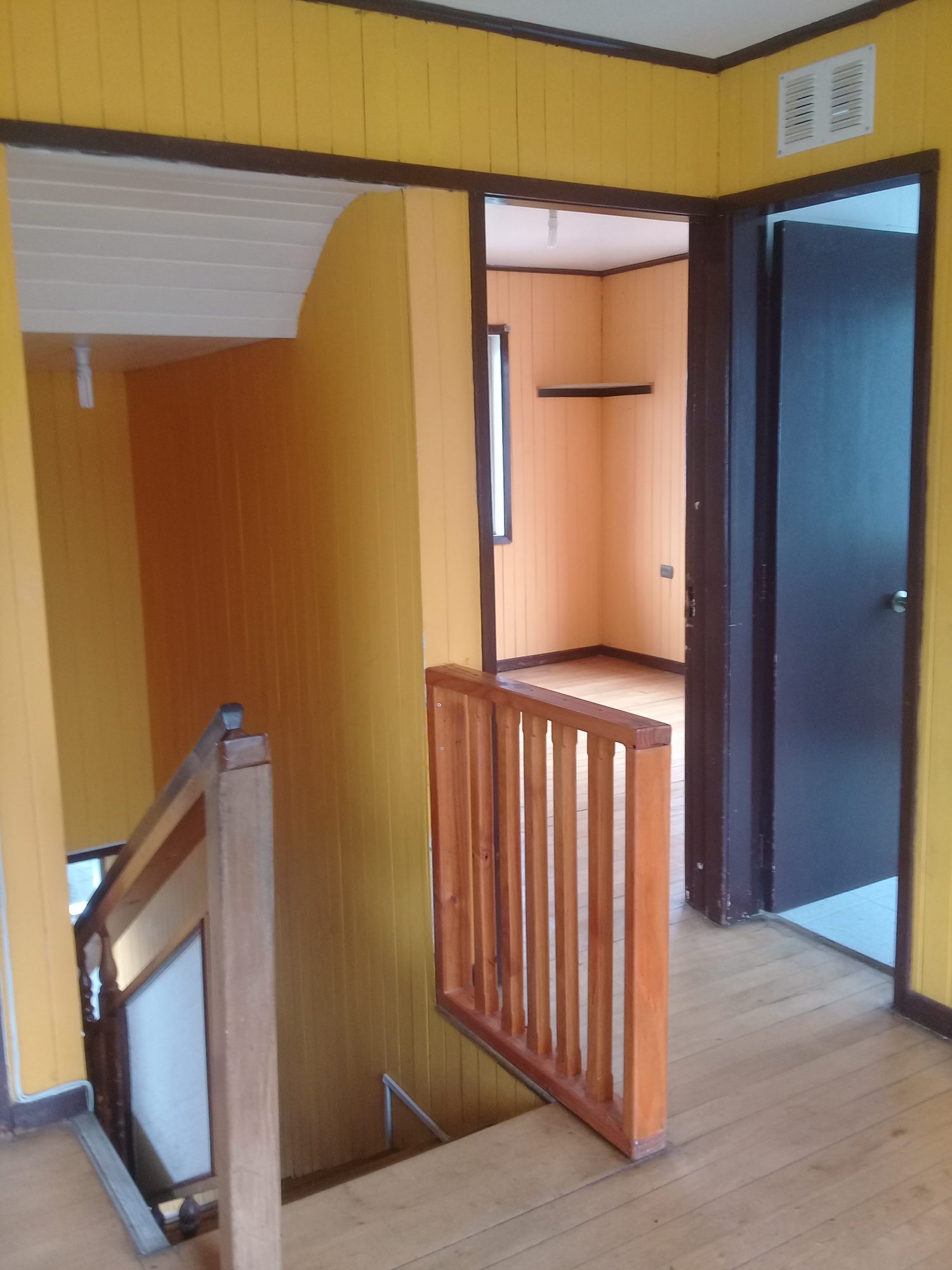 ARRIENDO DE PROPIEDAD COMERCIAL EN PUERTO MONTT Ubicación estratégica en Avenida Presidente Ibáñez - 7