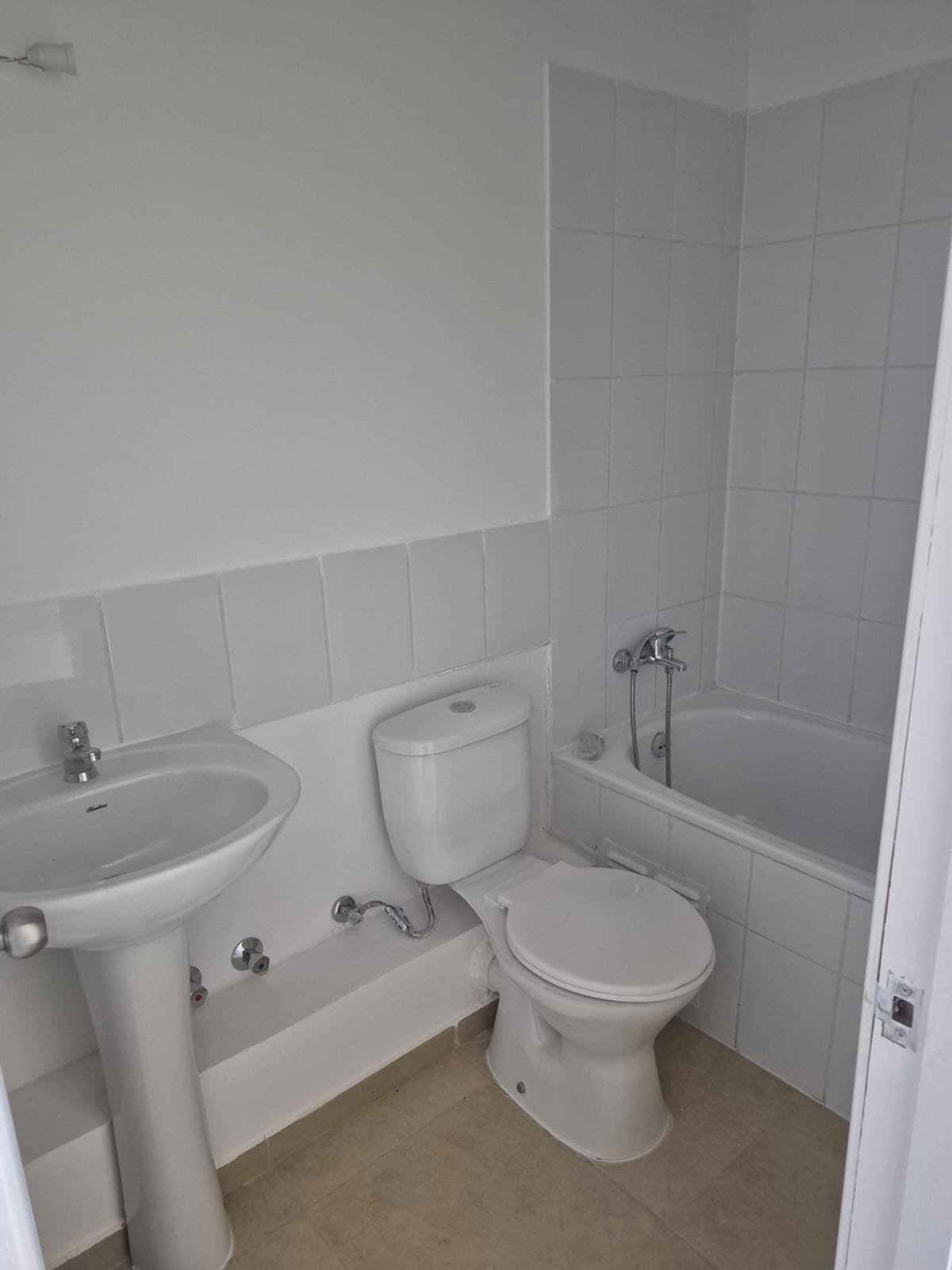 Departamento de 3 dormitorios y 2 baños en arriendo · Los Ángeles - 14